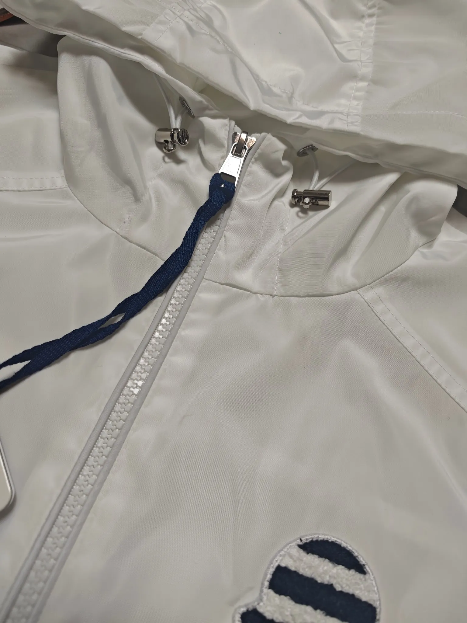 Moncler Classic ； ， LOGO ， ：Black，White， Navy Blue Sizes：1．2．3．4．5，〈M 3XL